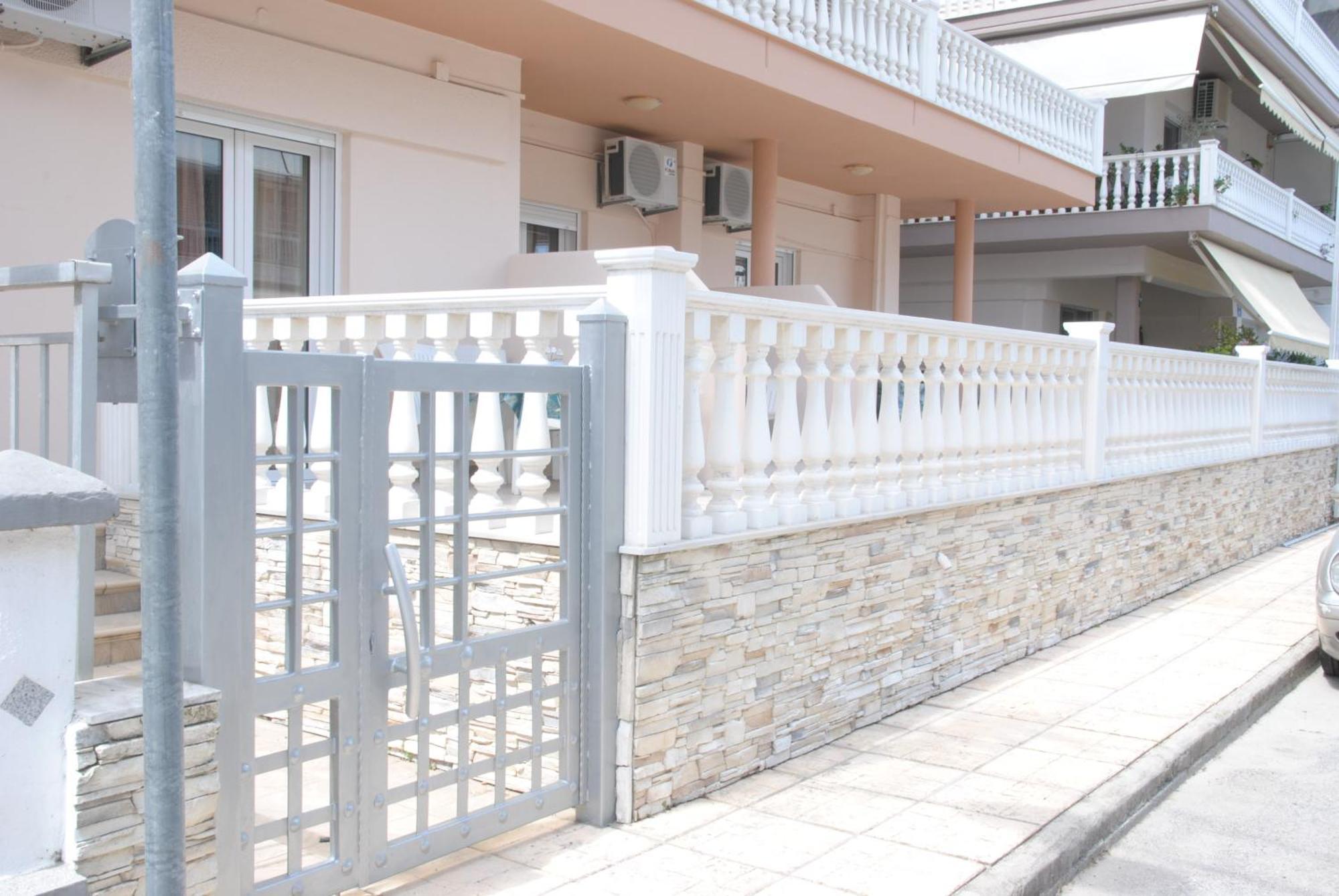 Light Blue Paralia Apartments المظهر الخارجي الصورة